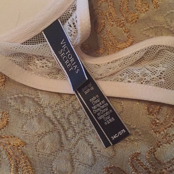 Sexy Bra Trio - Picture 7 of 8